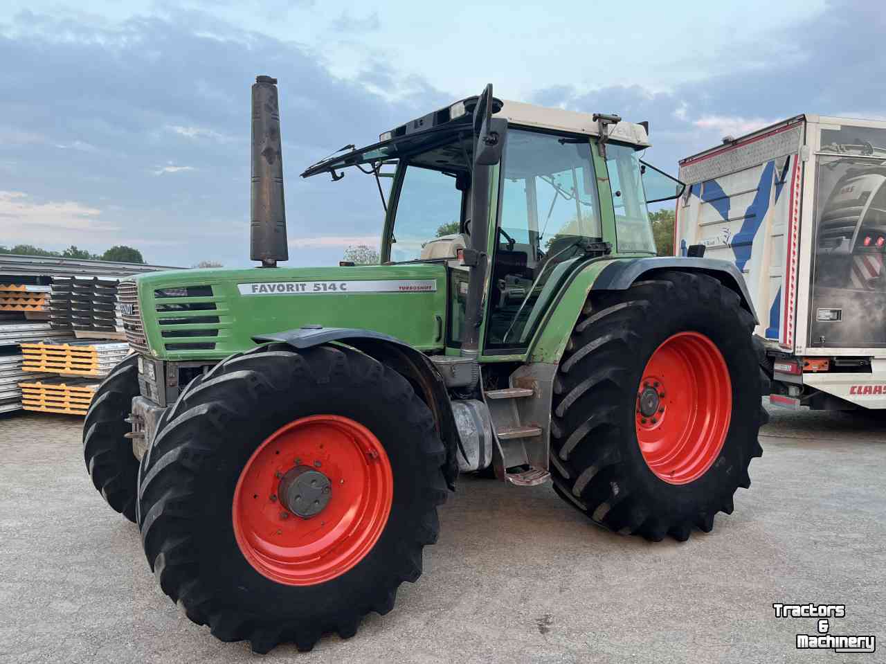 Schlepper / Traktoren Fendt 514 c