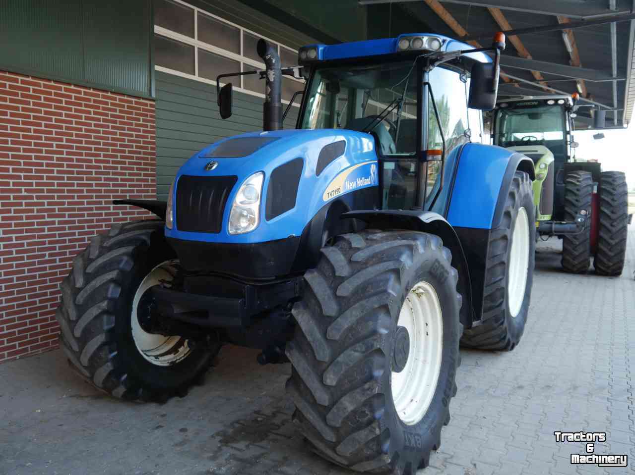 Schlepper / Traktoren New Holland TVT 190