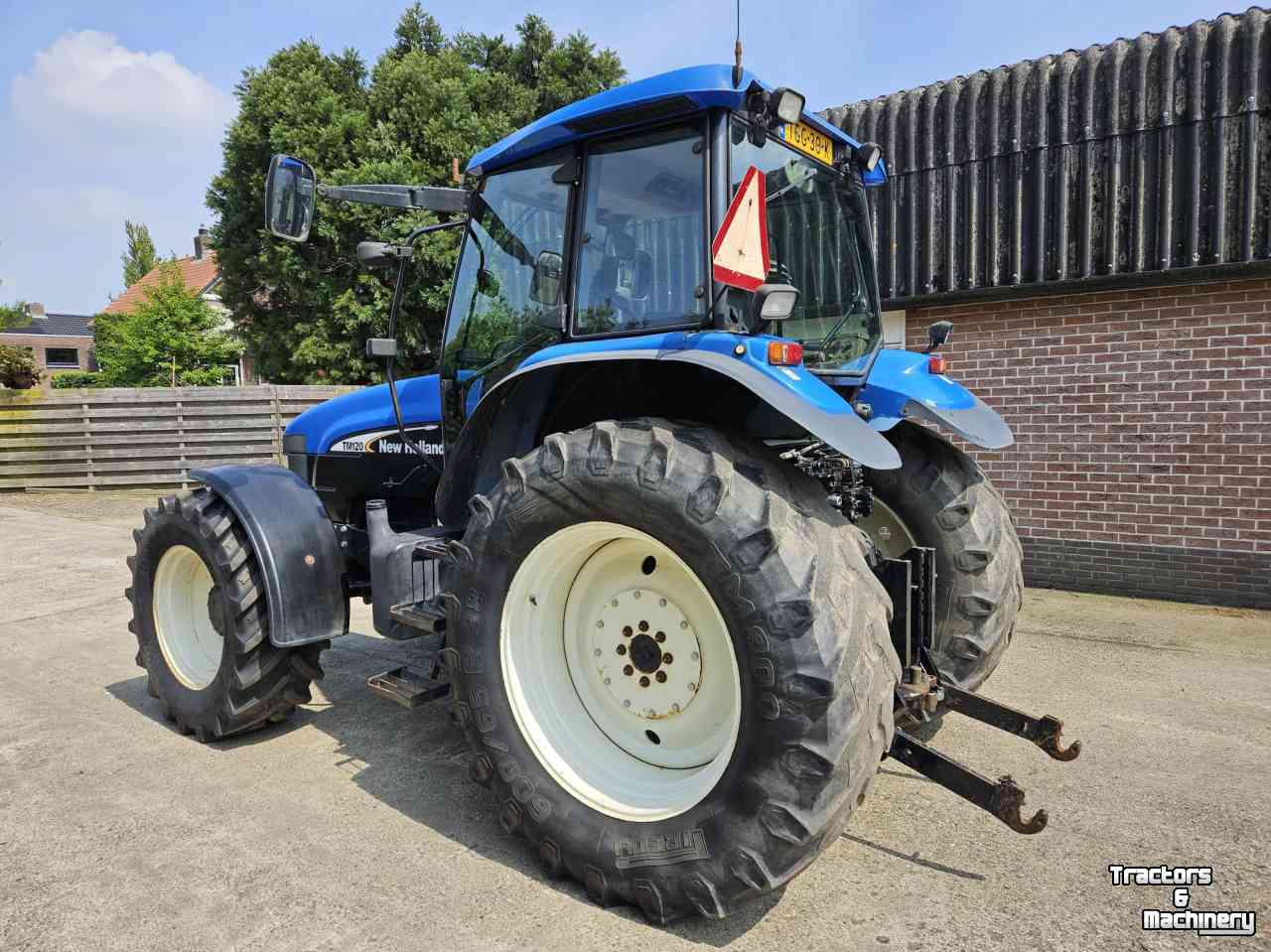 Schlepper / Traktoren New Holland TM 120