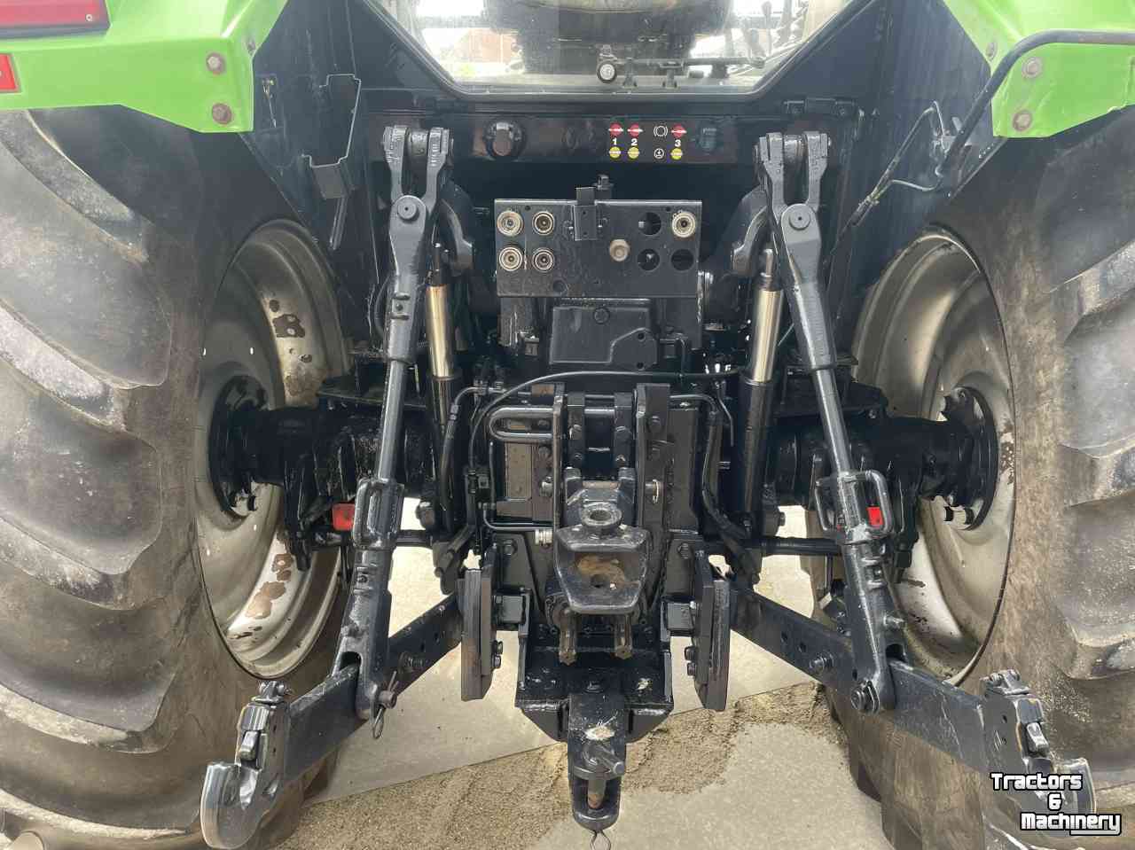 Schlepper / Traktoren Deutz-Fahr Agrostar DX 6.11
