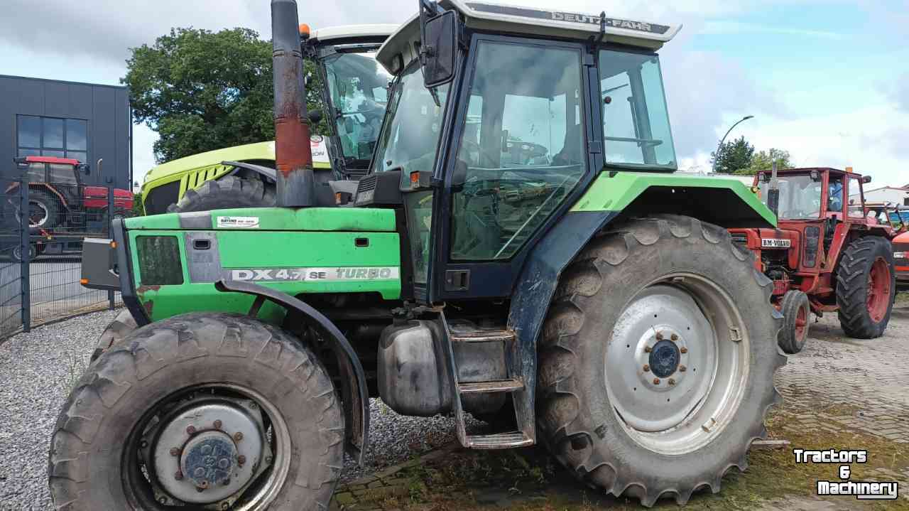 Schlepper / Traktoren Deutz-Fahr Agrostar DX 4.71