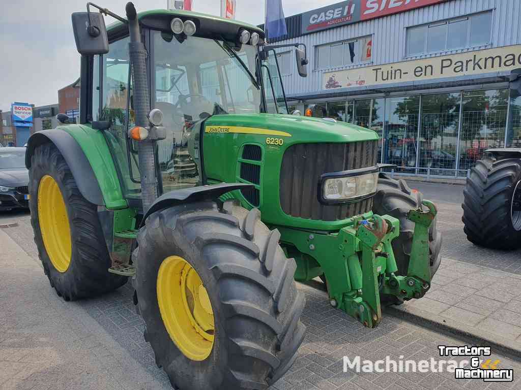 Schlepper / Traktoren John Deere 6230