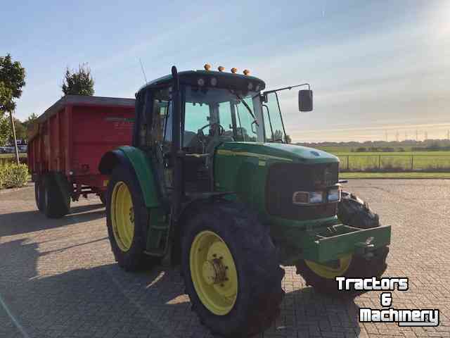 Schlepper / Traktoren John Deere 6320