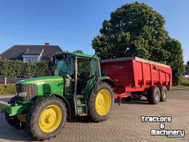 Schlepper / Traktoren John Deere 6320