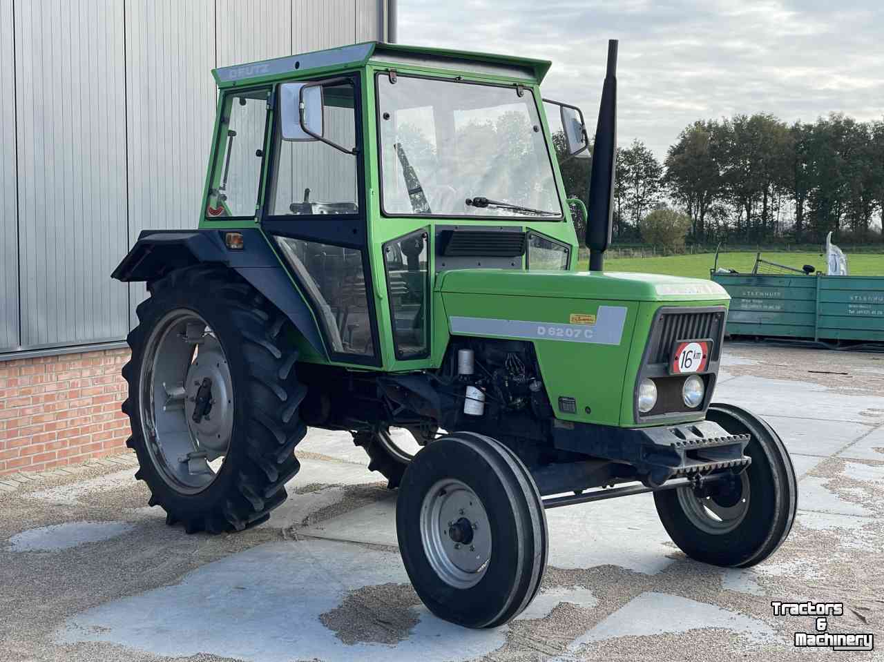 Schlepper / Traktoren Deutz-Fahr D6207 C