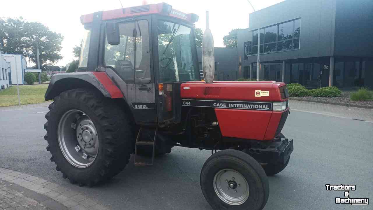 Schlepper / Traktoren Case-IH 845 XL 2wd