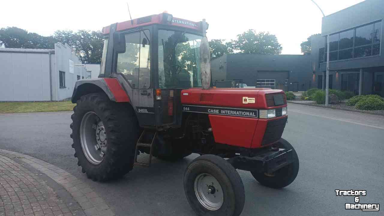 Schlepper / Traktoren Case-IH 845 XL 2wd