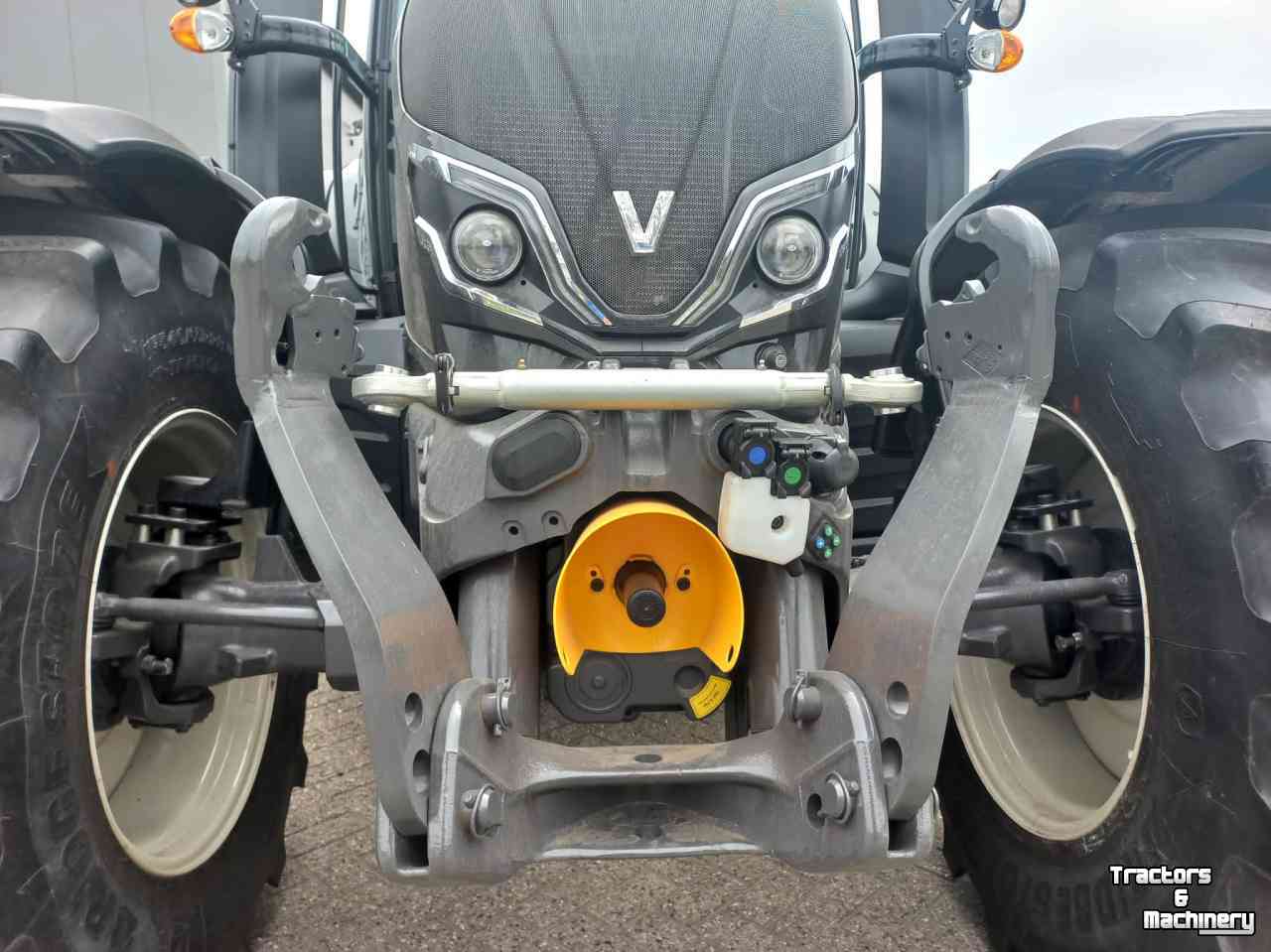 Schlepper / Traktoren Valtra N155 ecopower Direct Smart Touch DEMO!