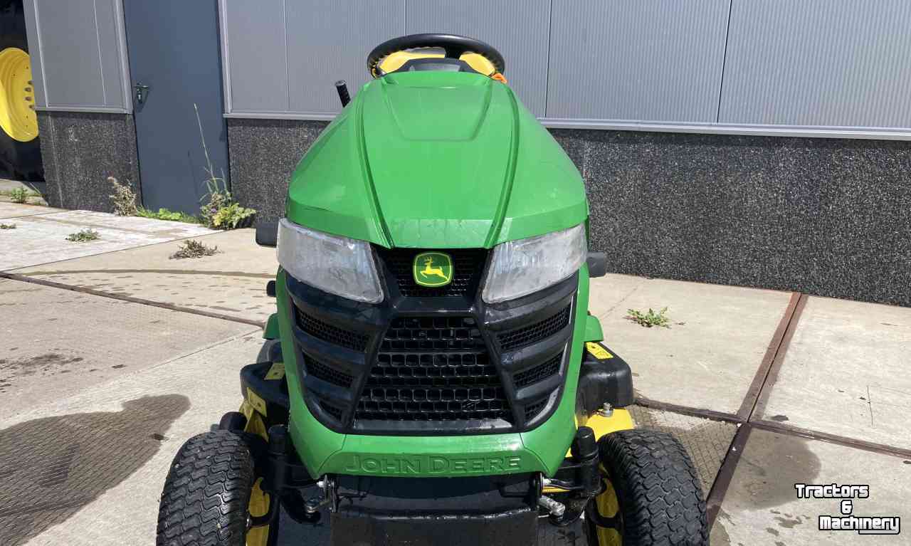 Selbstfahrende Mähwerk John Deere X 350 R Zitmaaier