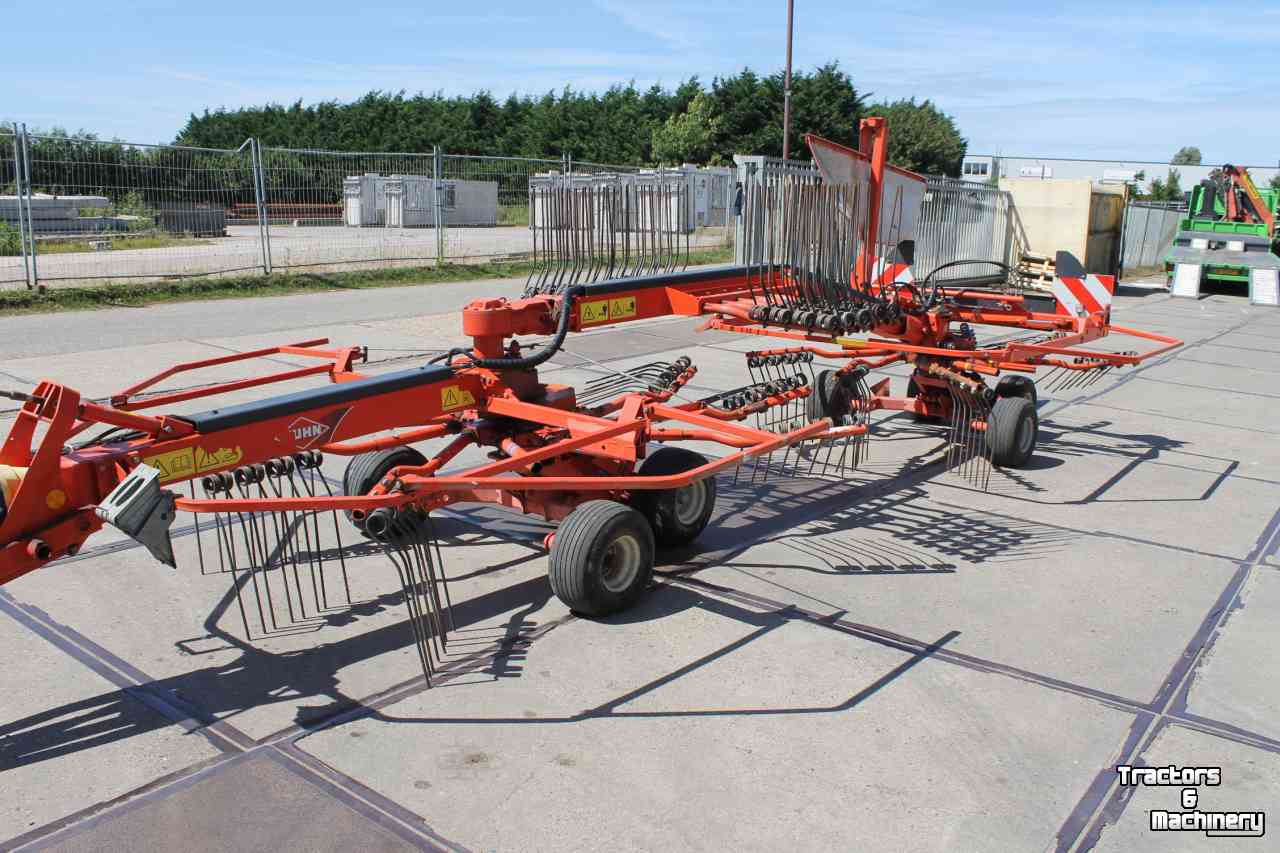 Schwader Kuhn GA6622 dubbele cirkelhark wiersmachine hark rugger zijafleg treintjeshark