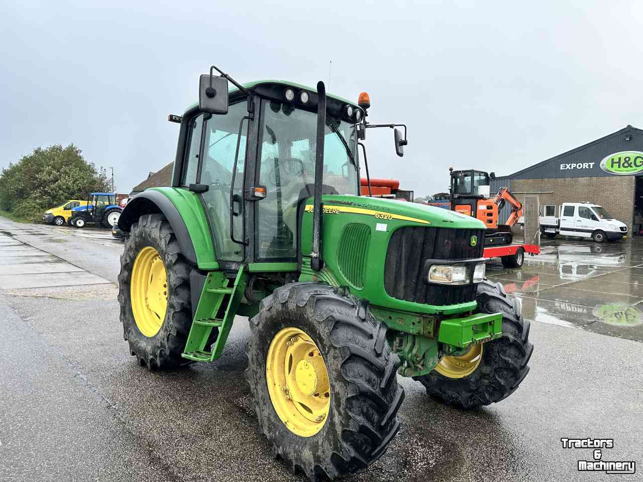 Schlepper / Traktoren John Deere 6320