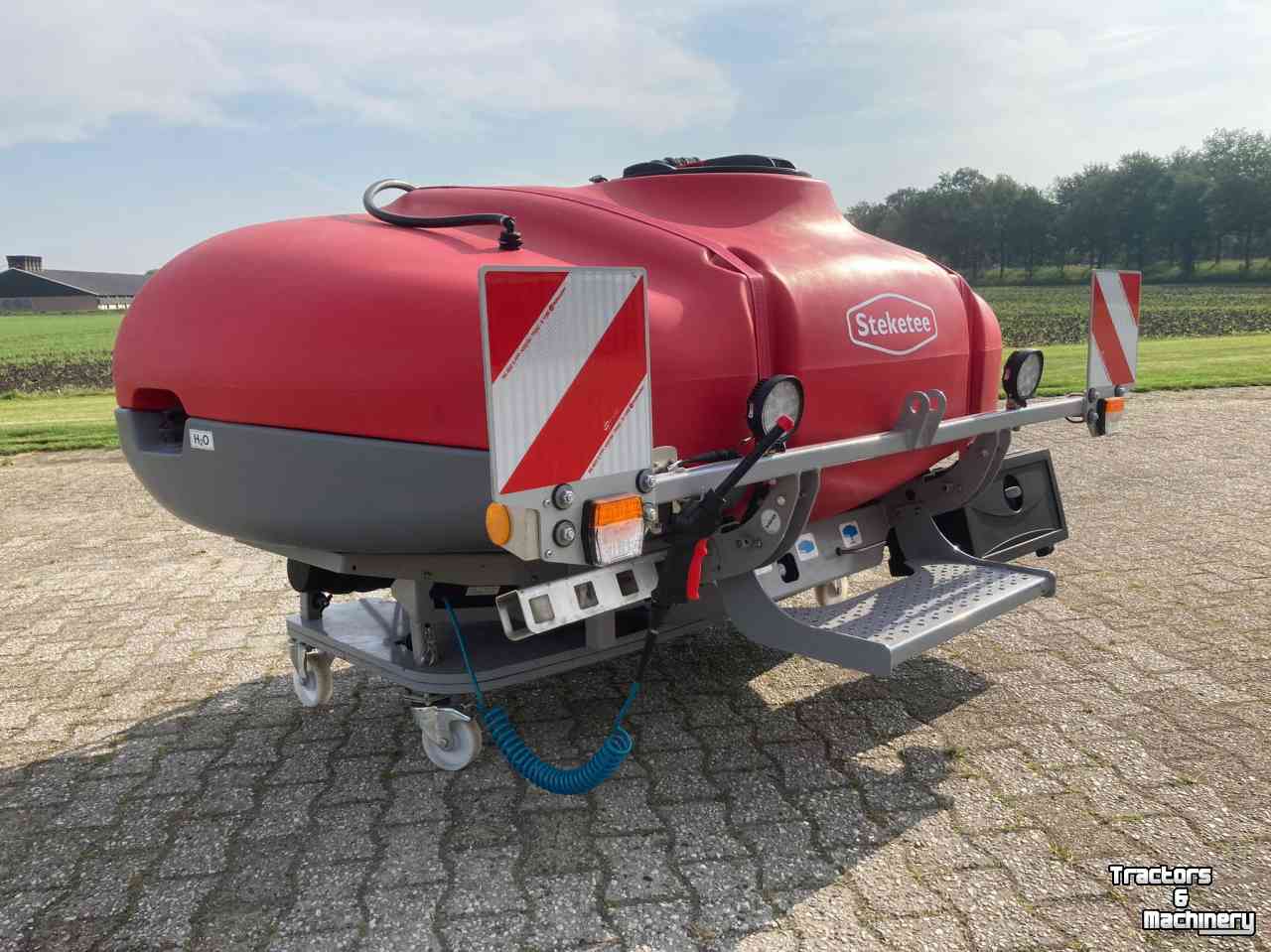 Anbaufeldspritze Steketee Sprayhub 1100 liter fronttank