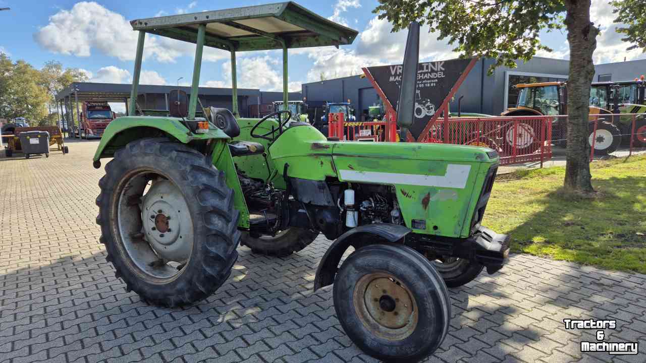 Schlepper / Traktoren Deutz-Fahr D6007 met kruip