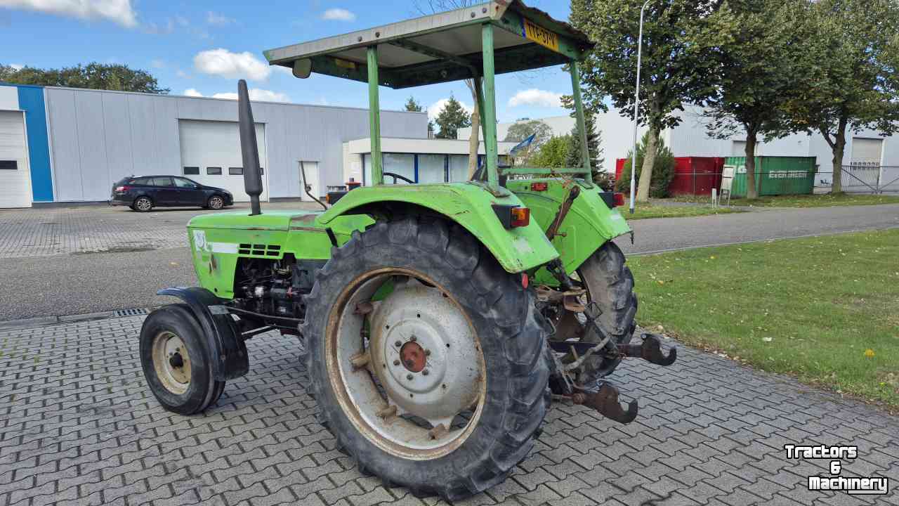 Schlepper / Traktoren Deutz-Fahr D6007 met kruip