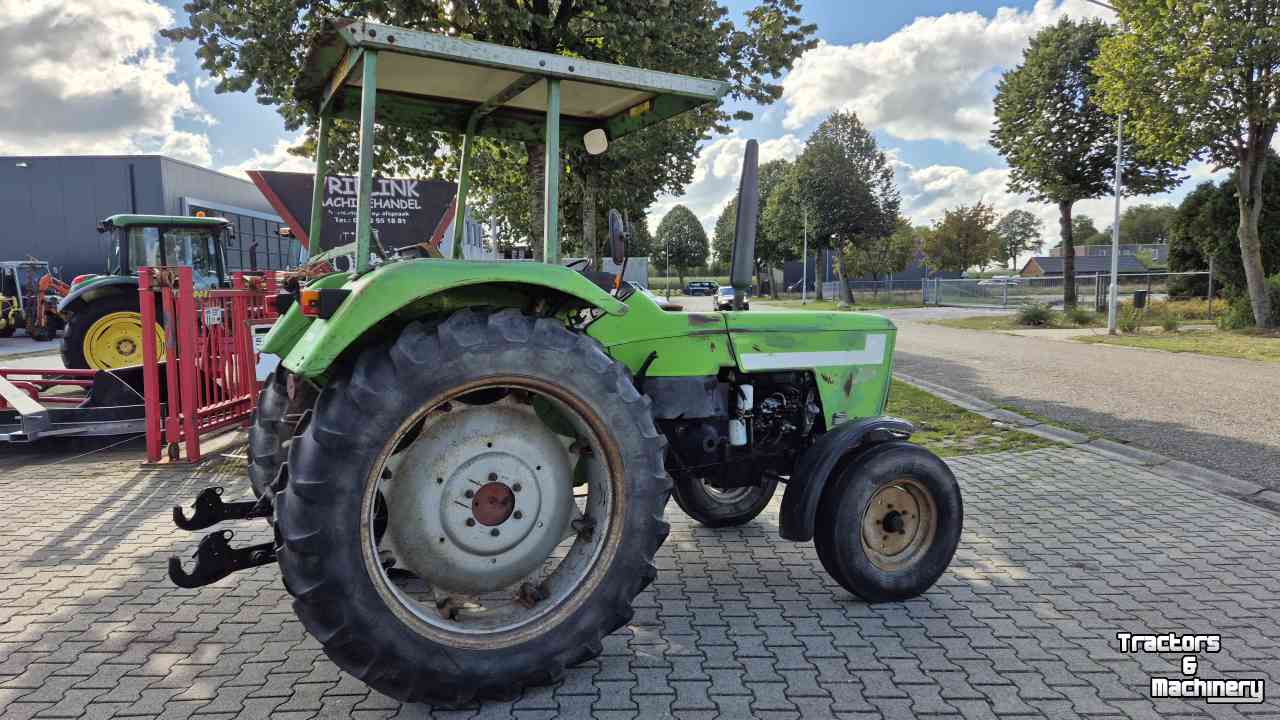 Schlepper / Traktoren Deutz-Fahr D6007 met kruip