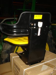 Diverse neue Teile John Deere mechanisch geveerde stoel / Mechanical suspended seat