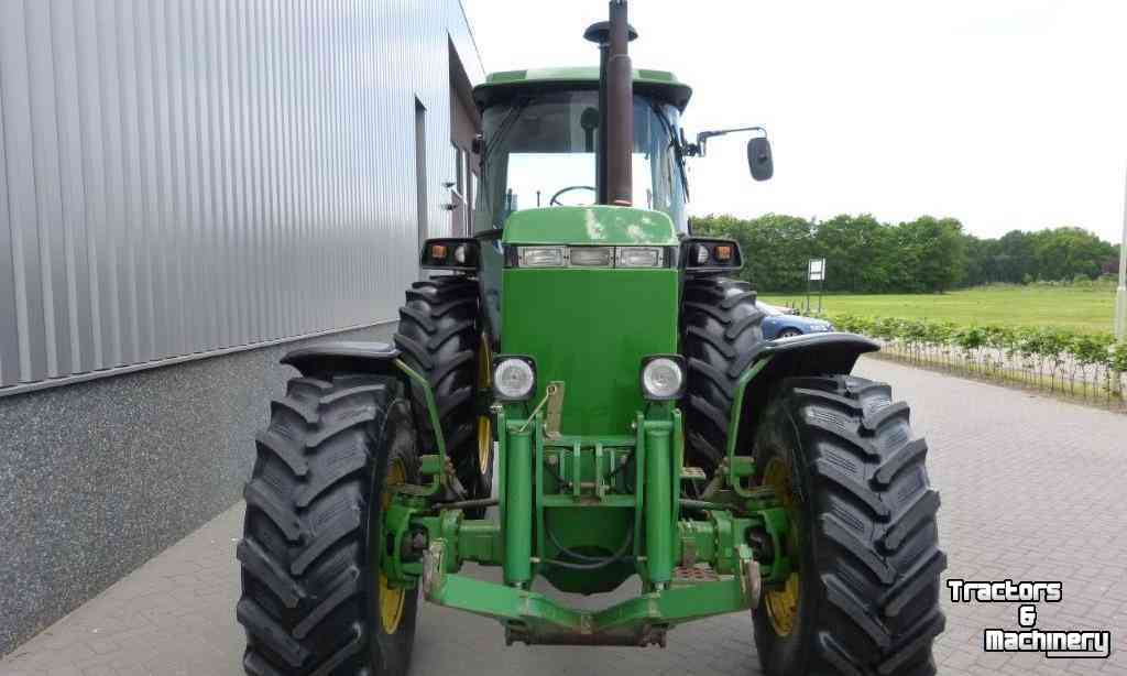 Schlepper / Traktoren John Deere 4055 4WD Tractor