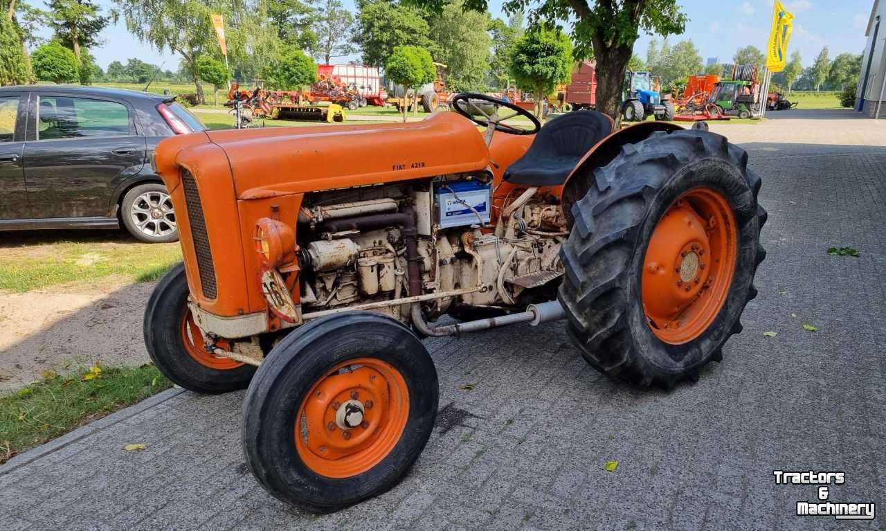 Oldtimers Fiat 421 R 2WD Tractor Traktor