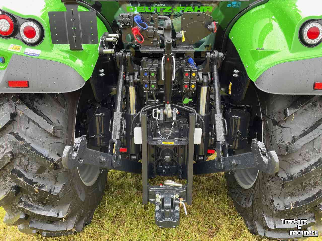 Schlepper / Traktoren Deutz-Fahr 6150.4 TTV