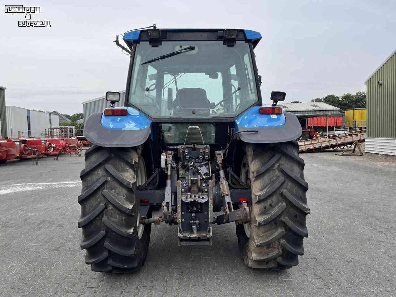 Schlepper / Traktoren New Holland 8160 mechanical transmission