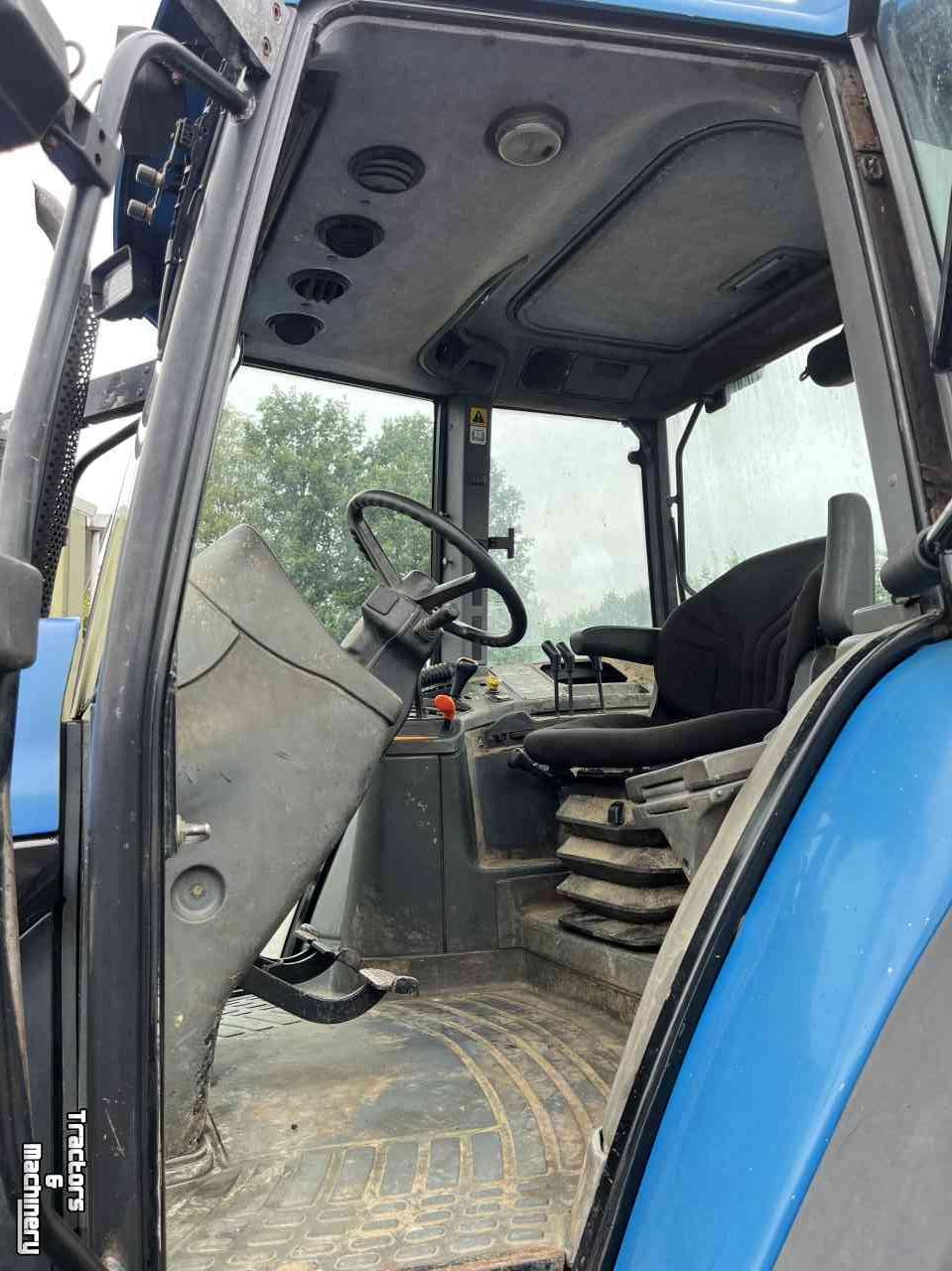 Schlepper / Traktoren New Holland 8160 mechanical transmission