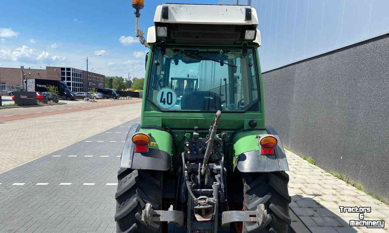 Obst und Weinbau Traktoren Fendt 209 F Vario Smalspoor Tractor
