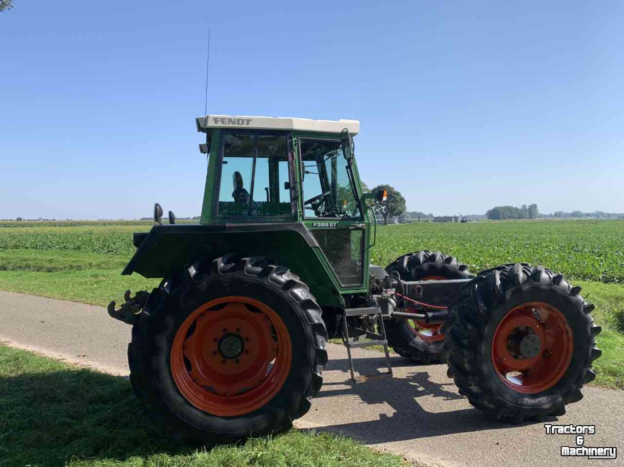 Schlepper / Traktoren Fendt 380 GT werktuigendrager