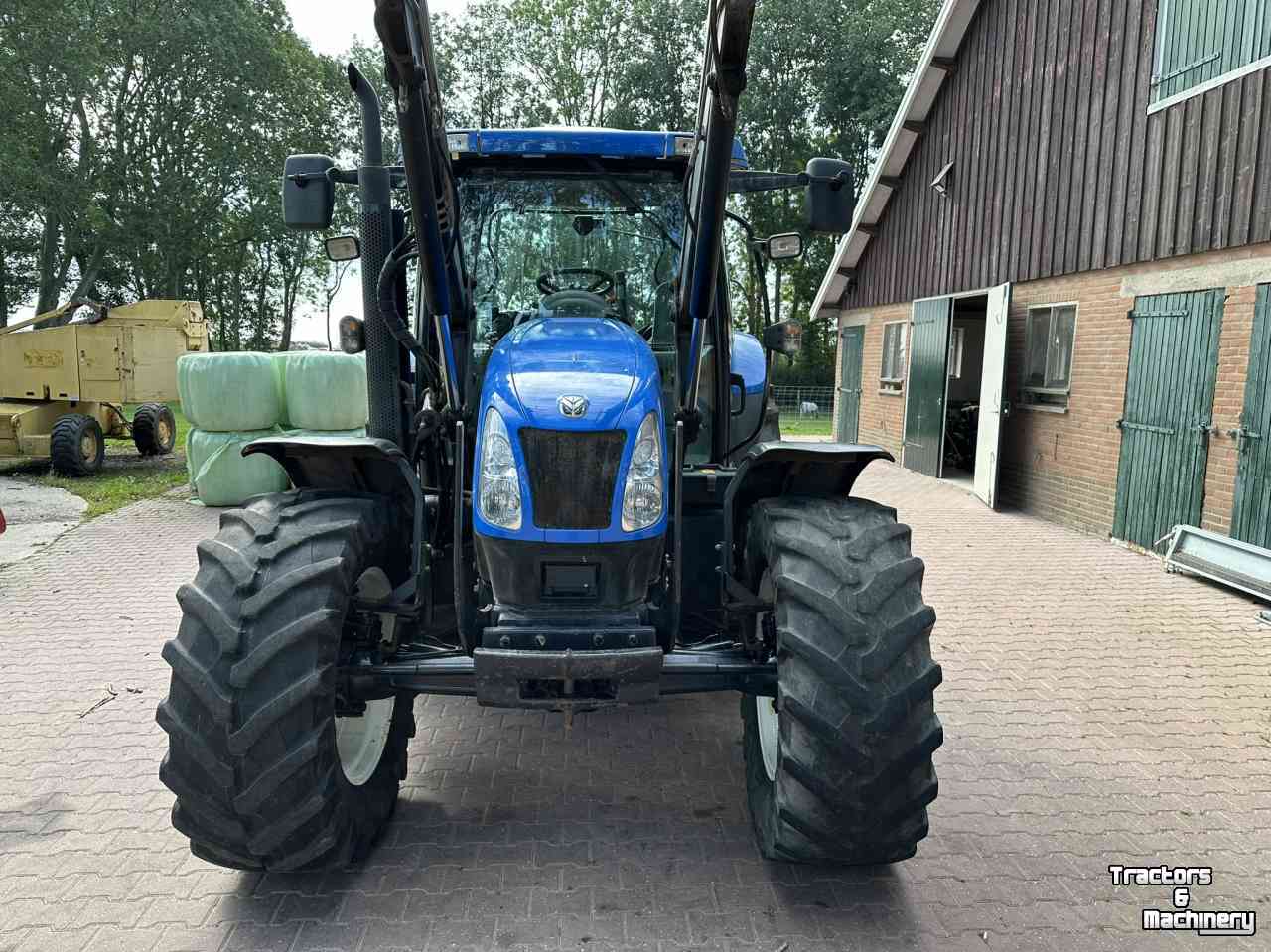 Schlepper / Traktoren New Holland TS100A met voorlader