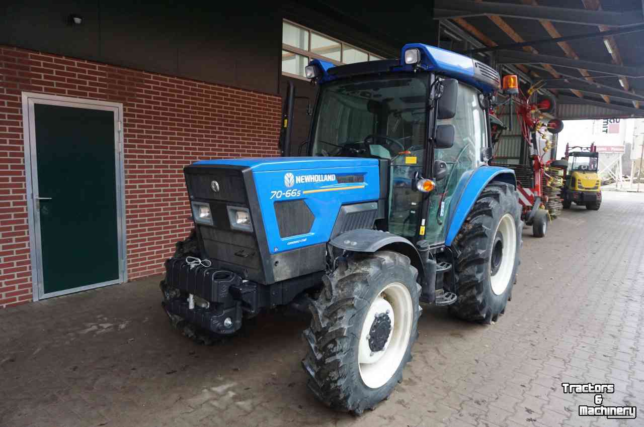 Schlepper / Traktoren New Holland 70-66S