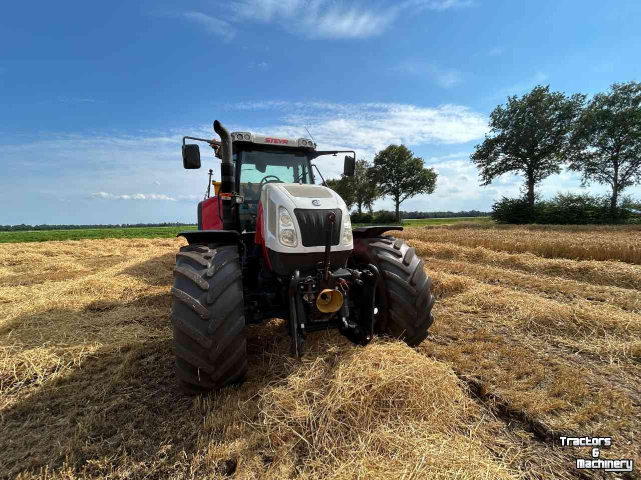 Schlepper / Traktoren New Holland TVT 145 (Steyr kleuren)