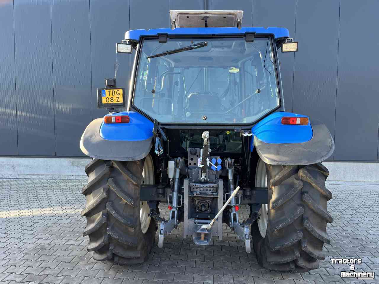 Schlepper / Traktoren New Holland TL90