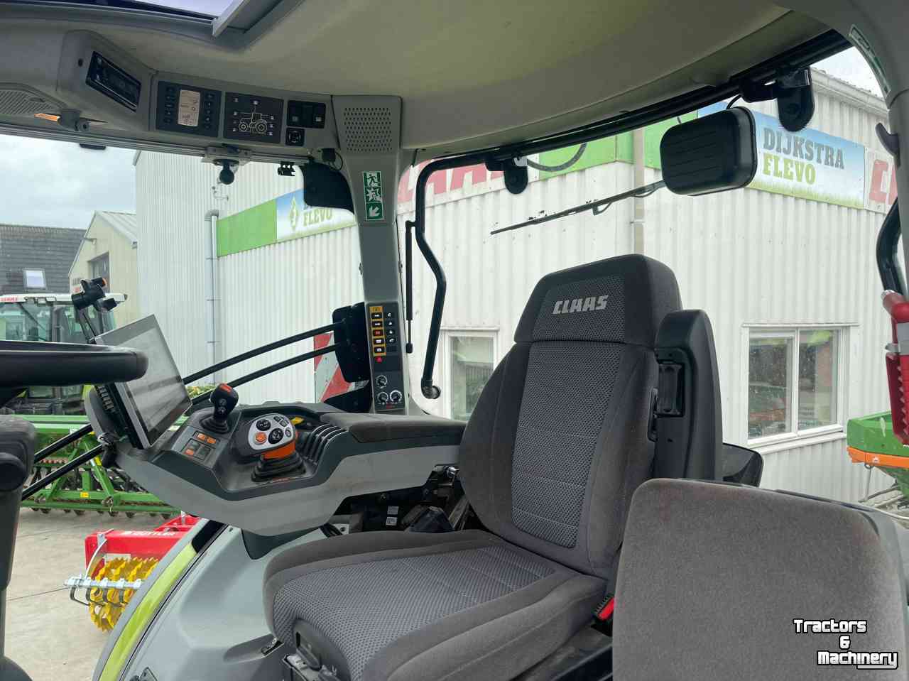 Schlepper / Traktoren Claas Arion 660 Cebis C-Matic