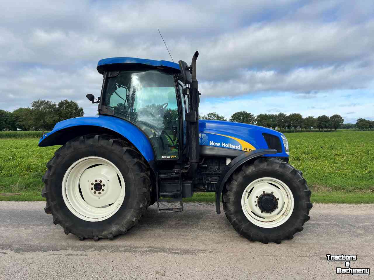 Schlepper / Traktoren New Holland TS115A