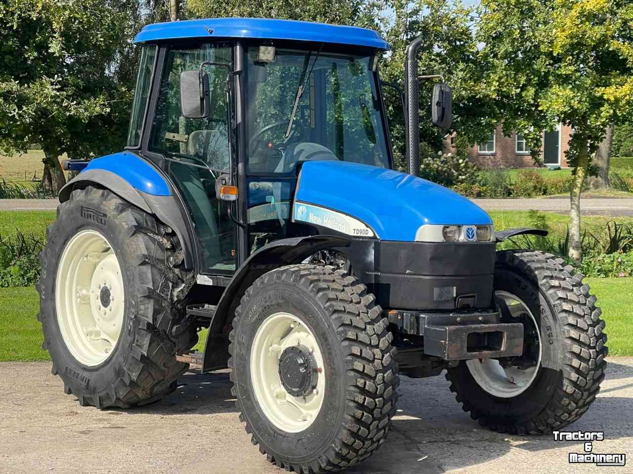 Schlepper / Traktoren New Holland T 90 D