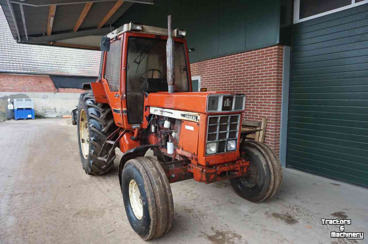 Schlepper / Traktoren International 1056 XL 2wd