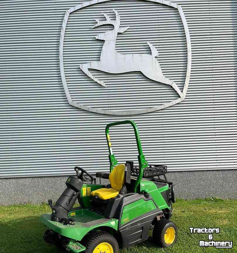 Selbstfahrende Mähwerk John Deere 1580 Zonder Maaidek