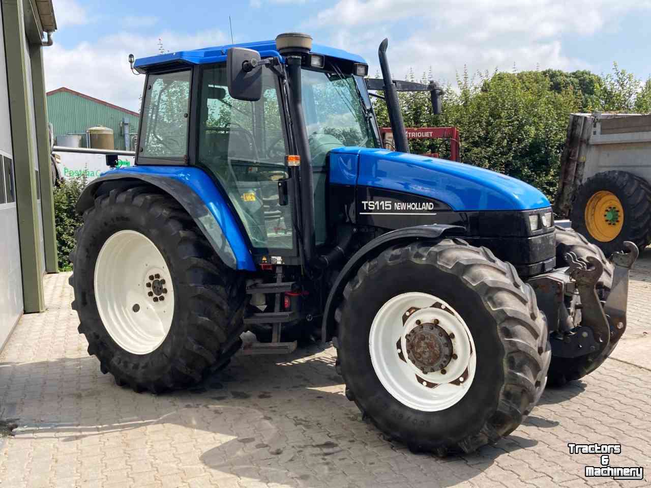 Schlepper / Traktoren New Holland ts115