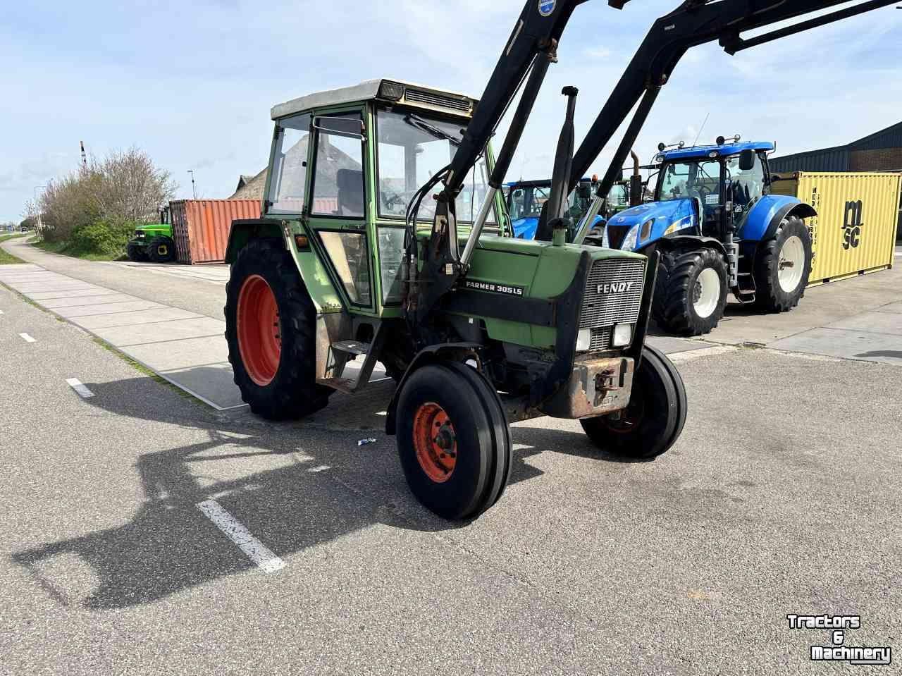 Schlepper / Traktoren Fendt 305 LS