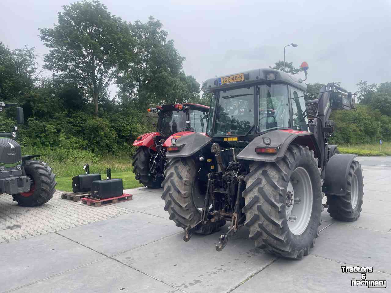 Schlepper / Traktoren Massey Ferguson 6270 met voorlader