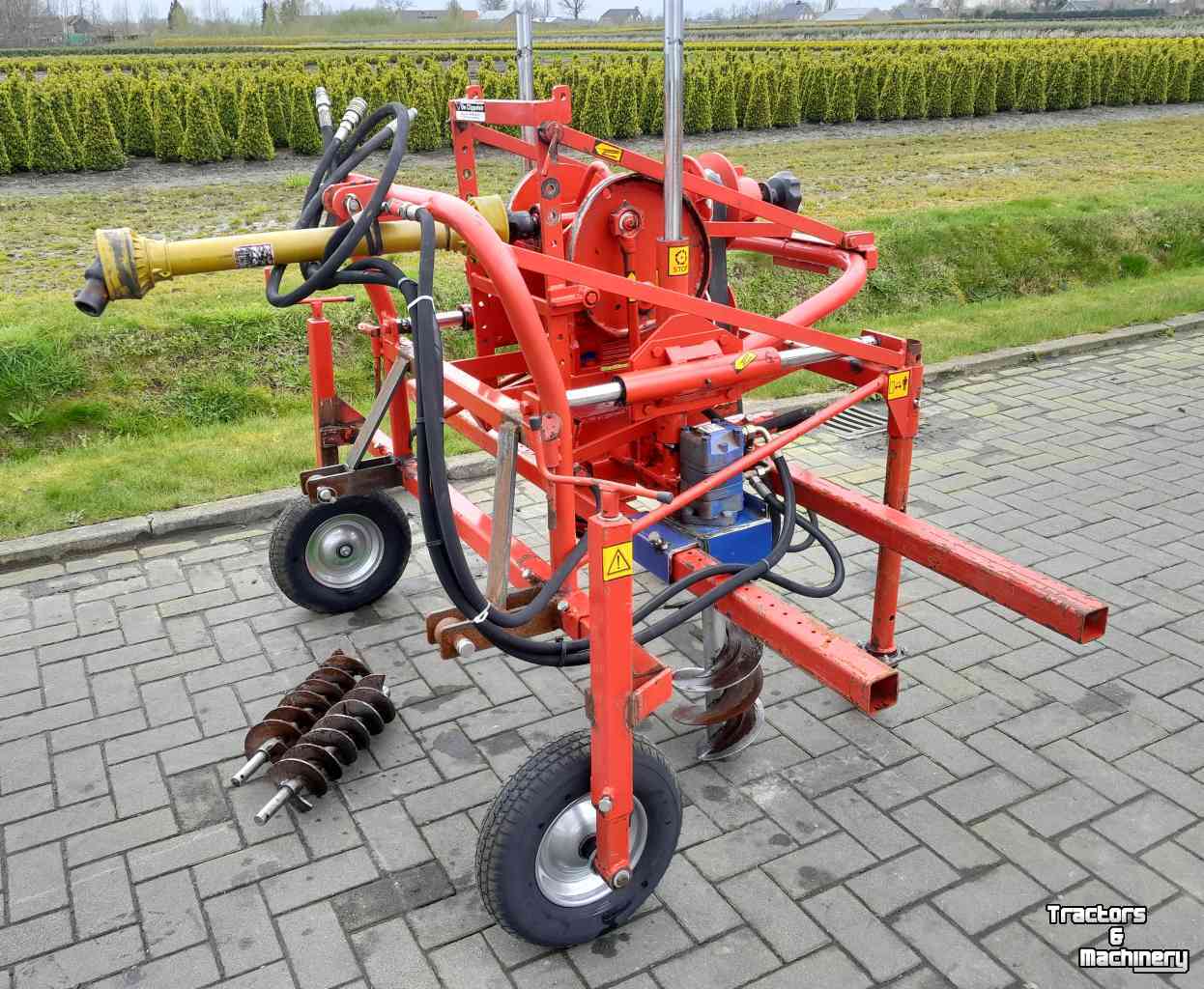 Sonstiges  Boom & Fruitteelt Machines