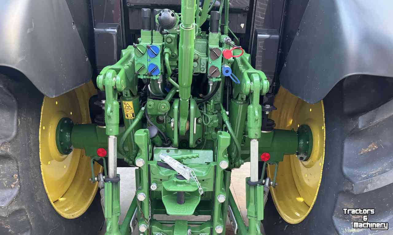 Schlepper / Traktoren John Deere 6100M PQ+ Tractor