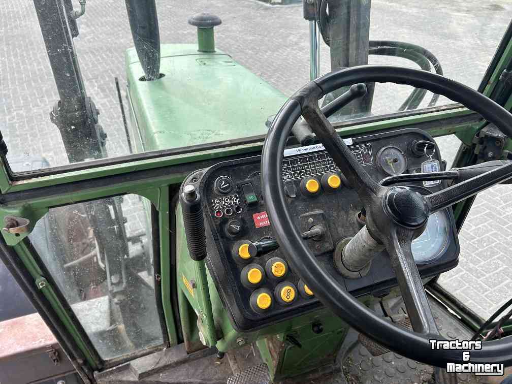 Schlepper / Traktoren Fendt 310 + frontlader