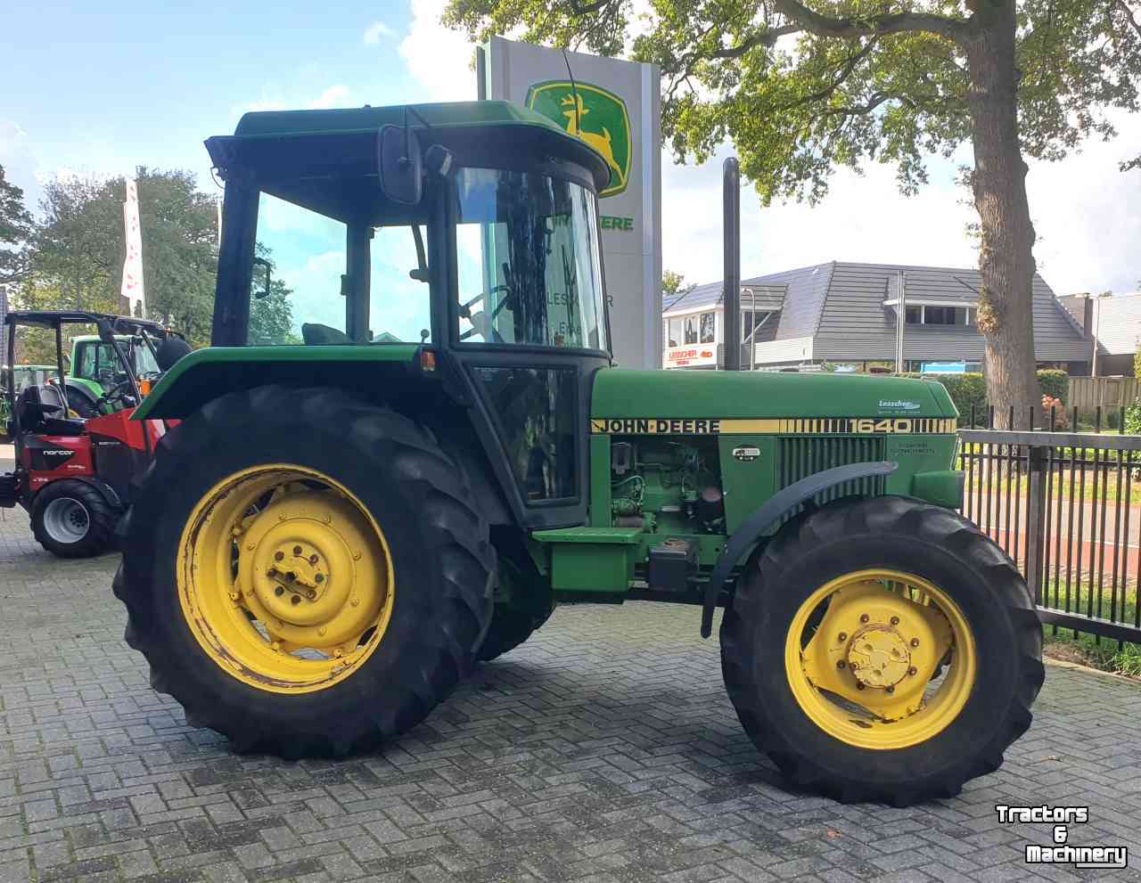 Schlepper / Traktoren John Deere 1640