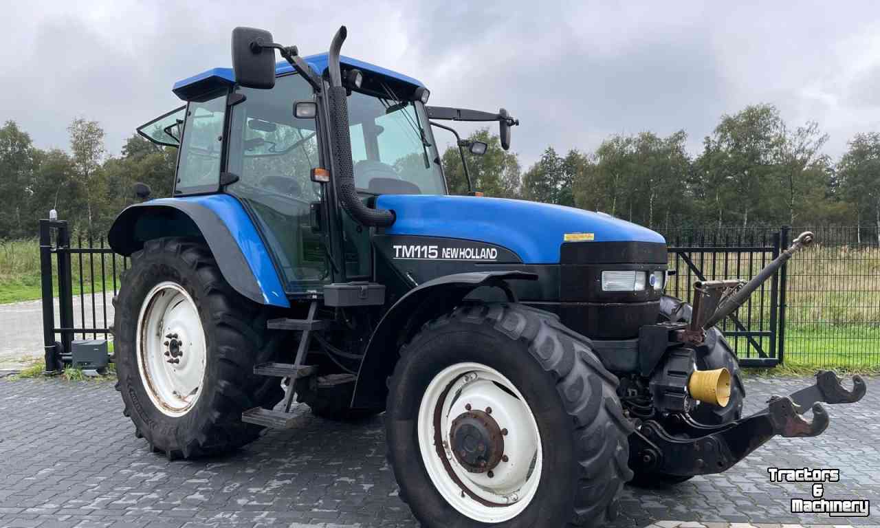 Schlepper / Traktoren New Holland TM 115 PC Tractor