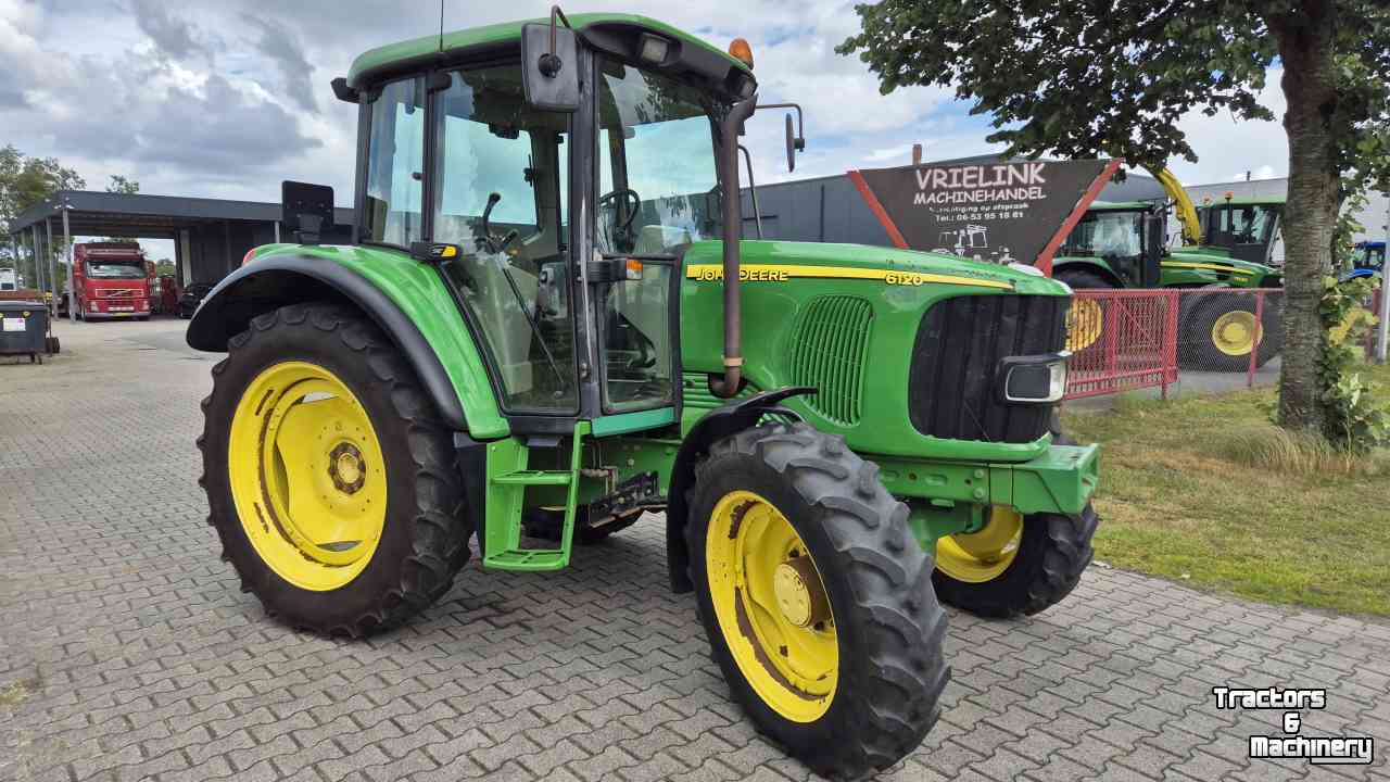 Schlepper / Traktoren John Deere 6120 SE met kruip en maar 4850uur!!