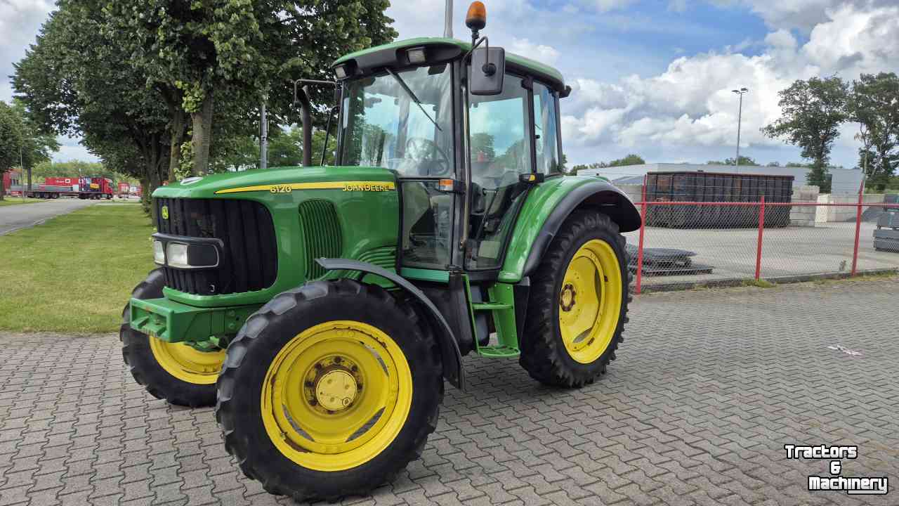 Schlepper / Traktoren John Deere 6120 SE met kruip en maar 4850uur!!