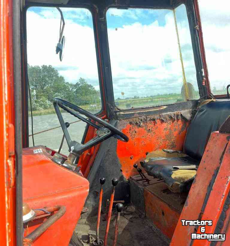 Schlepper / Traktoren Renault 951-4 Tractor