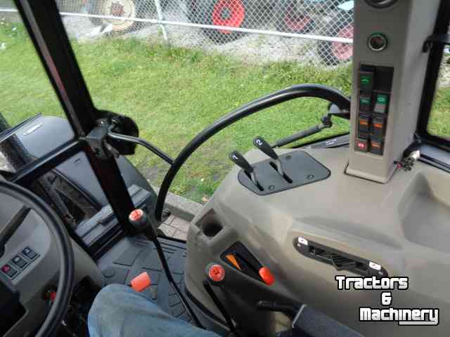 Schlepper / Traktoren Case-IH farmall a85