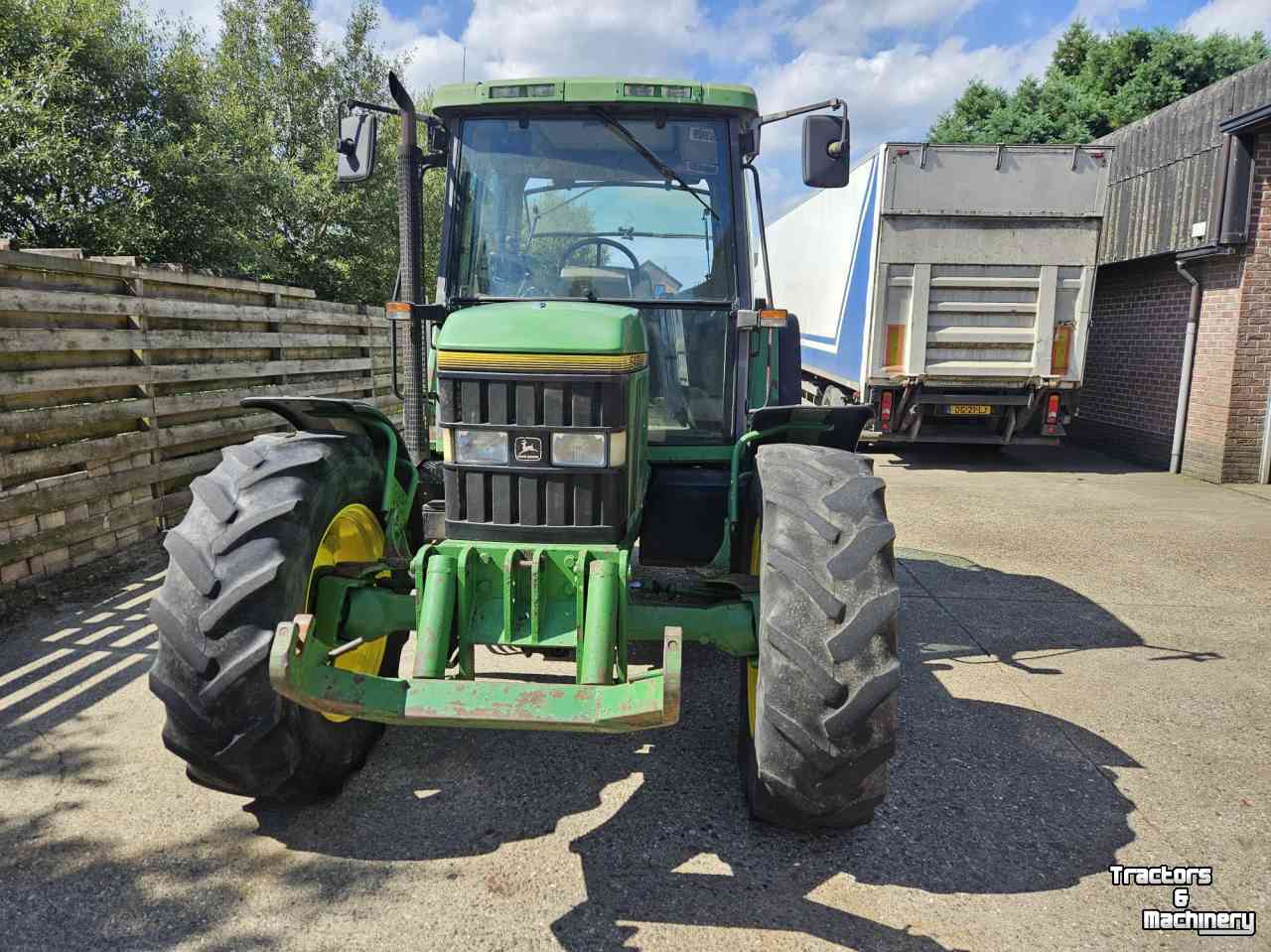 Schlepper / Traktoren John Deere 6400