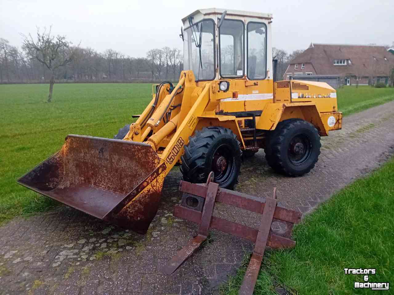 Radlader Liebherr L508 L 508 Shovel met grondbak en palletvork